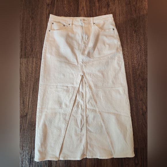 NWT American Eagle Cream Denim Maxi Skirt - Picture 1 of 4